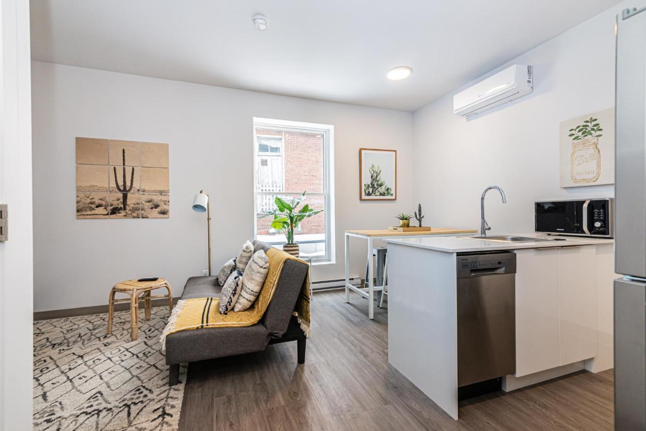 New And Perfectly Located 1 Bedroom Apartment By Den Stays Montreal Exterior photo